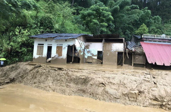 Picture 6 of 25 people died, missing due to flooding in the northern provinces