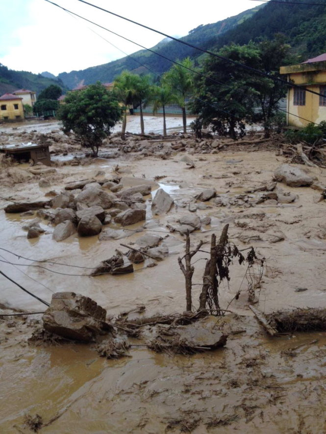 Picture 8 of 25 people died, missing due to flooding in the northern provinces