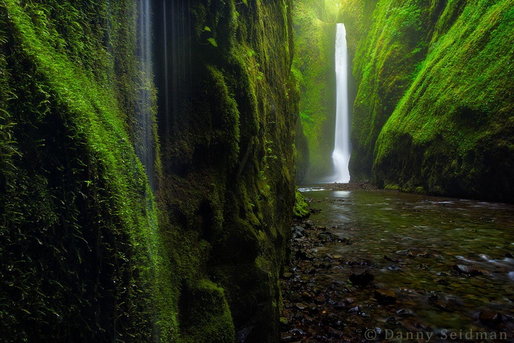 Picture 26 of 27 beautiful waterfalls around the world