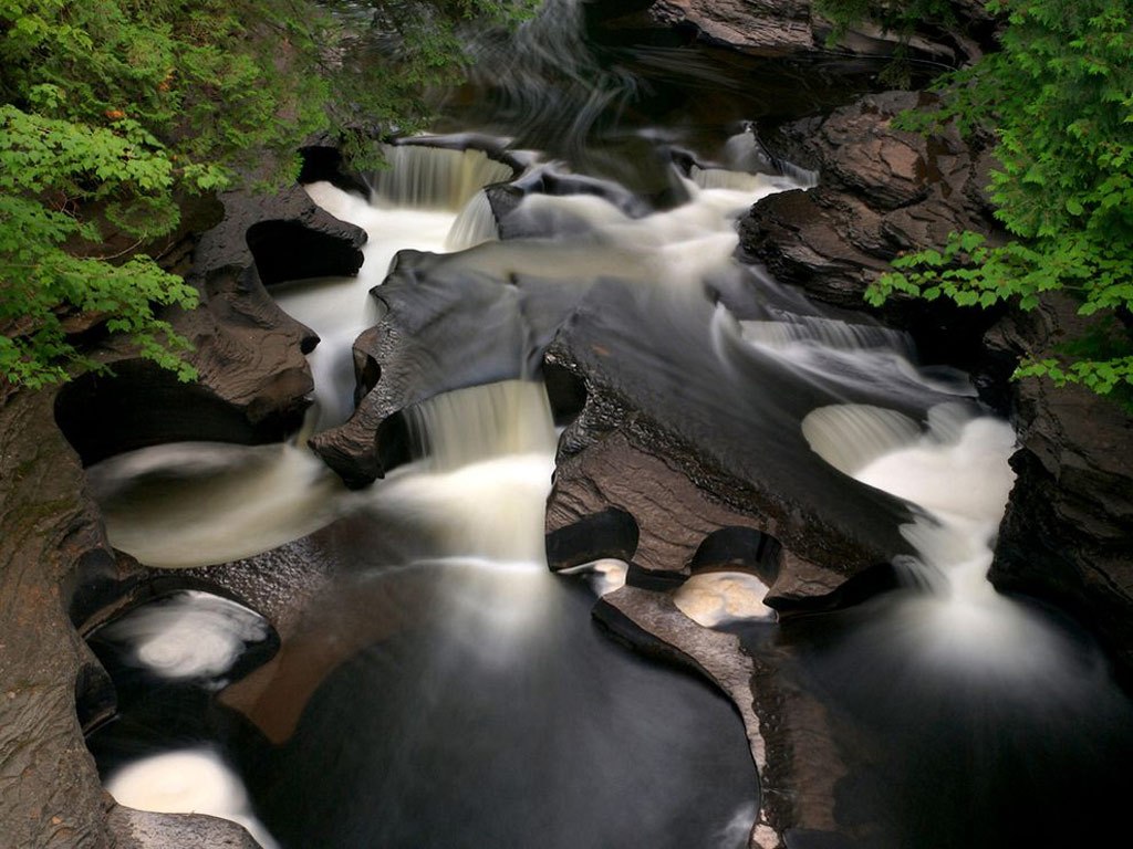 Picture 6 of 27 beautiful waterfalls around the world
