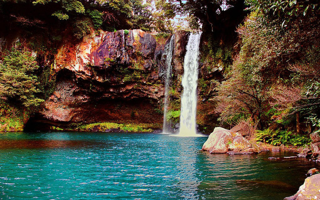 Picture 7 of 27 beautiful waterfalls around the world