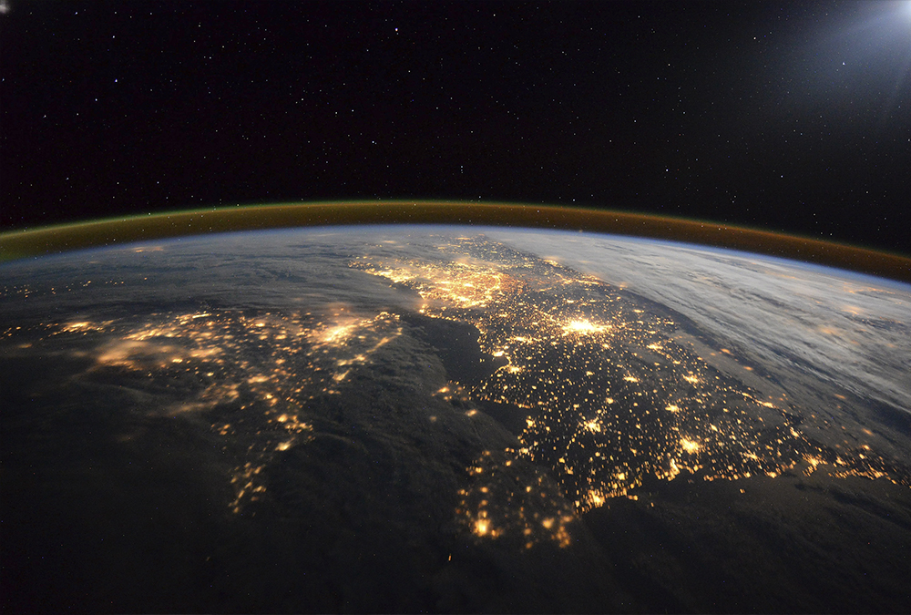 Picture 2 of 28 photos prove the world has changed