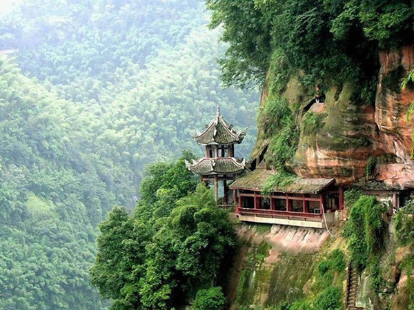 Picture 2 of 3 beautiful places are told in swordplay Kim Dung