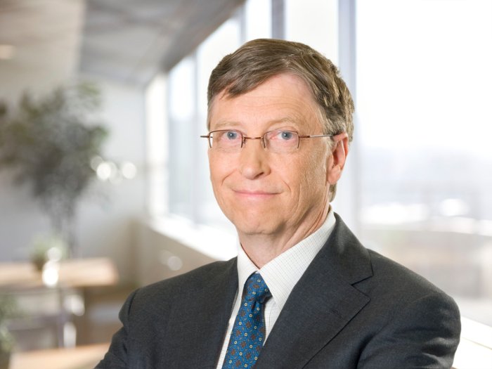 Picture 1 of 3 things Bill Gates will do if he gets back to the past