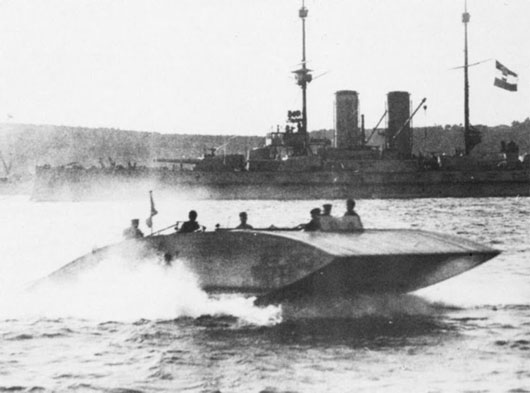 Picture 2 of 300-year history of hovercraft