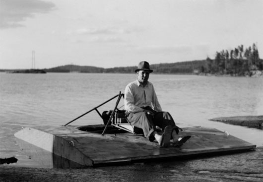 Picture 3 of 300-year history of hovercraft