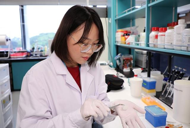 Picture 4 of 3D printing artificial leather - a new step for cosmetics industry