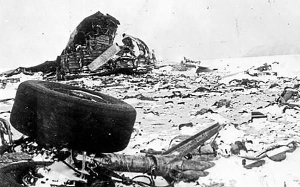 Picture 4 of 4 aircraft accidents hit the most terrible mountain in history