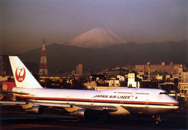 Picture 5 of 4 aircraft accidents hit the most terrible mountain in history