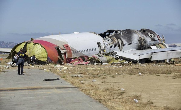 Picture 7 of 4 aircraft accidents hit the most terrible mountain in history