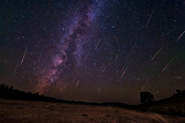 Picture 6 of 4 meteor showers prove you are the luckiest