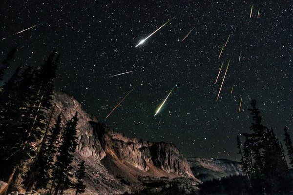 Picture 8 of 4 meteor showers prove you are the luckiest