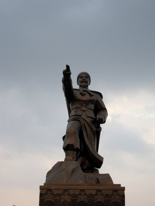 Picture 4 of 4 military tactics have 1-0-2 in history only genius thought out