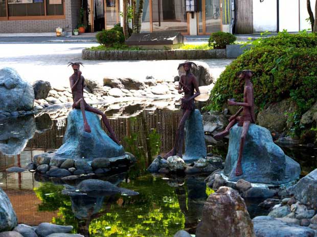 Picture 10 of 4 wonders intersecting between myths and real life: Imagine fiction that is 100% real