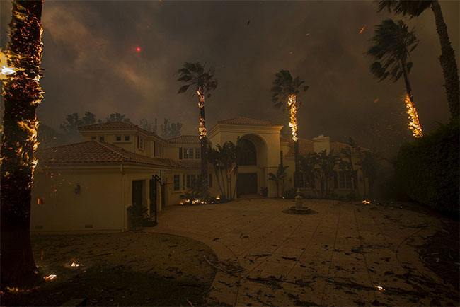 Picture 9 of 44 people died, California forest fire has never been so horrifying