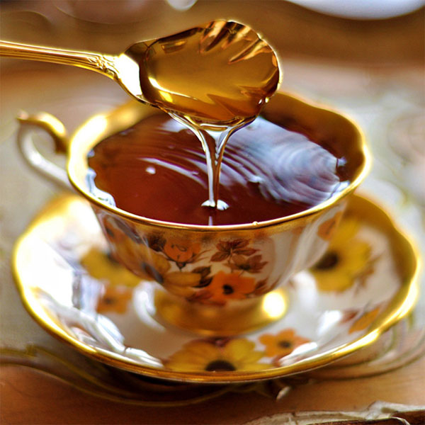 Picture 2 of 5 best times to drink honey