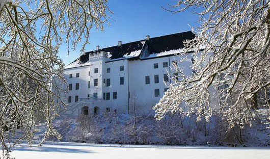 Picture 4 of 5 famous historical places are haunted