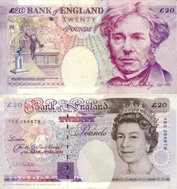 Picture 3 of 5 perpetrators make fake money