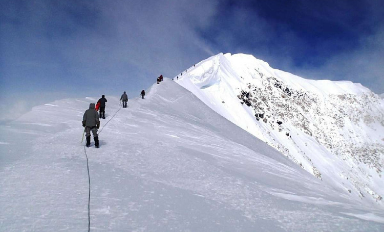 Picture 5 of 5 rules of American commandos help survive in cold, harsh environments