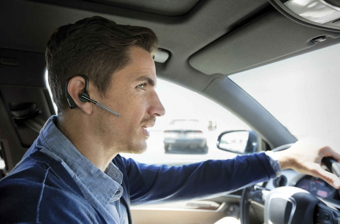 Picture 4 of 5 strange abilities of humans while driving