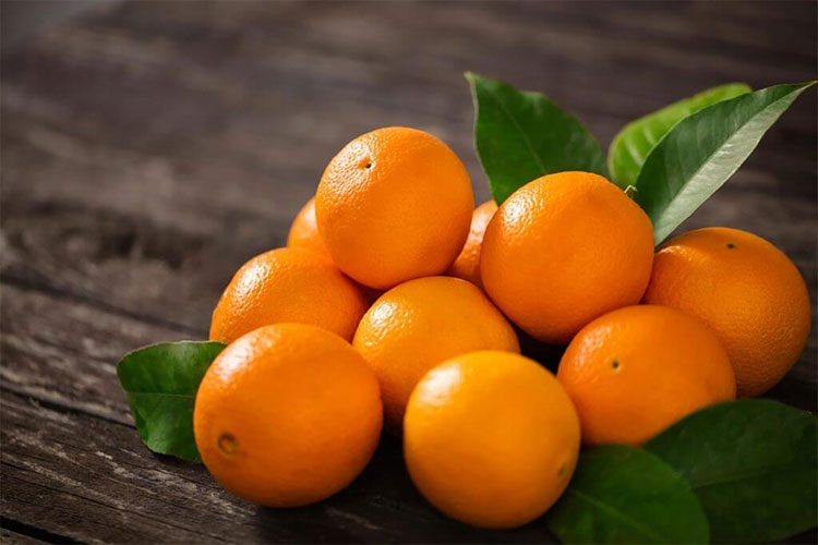Picture 1 of 5 types of fruits to help you brighten your eyes
