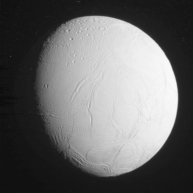 Picture 12 of 50 images of Saturn's Enceladus moon - where life can exist (Part 1)