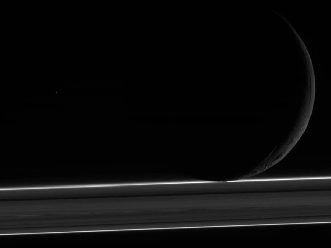 Picture 24 of 50 images of Saturn's Enceladus moon - where life can exist (Part 1)
