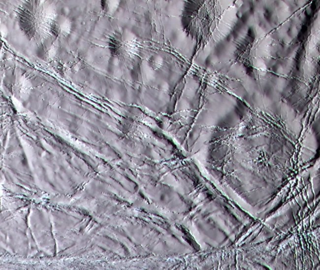 Picture 18 of 50 images of Saturn's Enceladus moon - where life may exist (Part 2)
