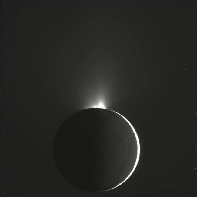 Picture 5 of 50 images of Saturn's Enceladus moon - where life may exist (Part 2)