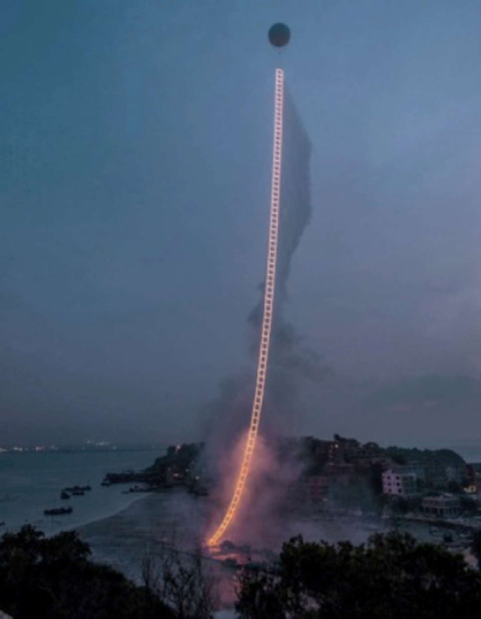 Picture 13 of 50 outstanding science and technology images in 2015 (Part I)