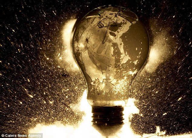 Picture 3 of 6 mistakes when using electrical appliances can make you pay for your life