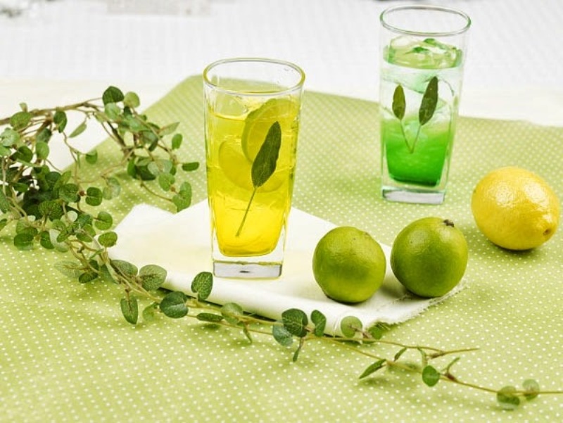 Picture 3 of 6 misunderstand about lemonade