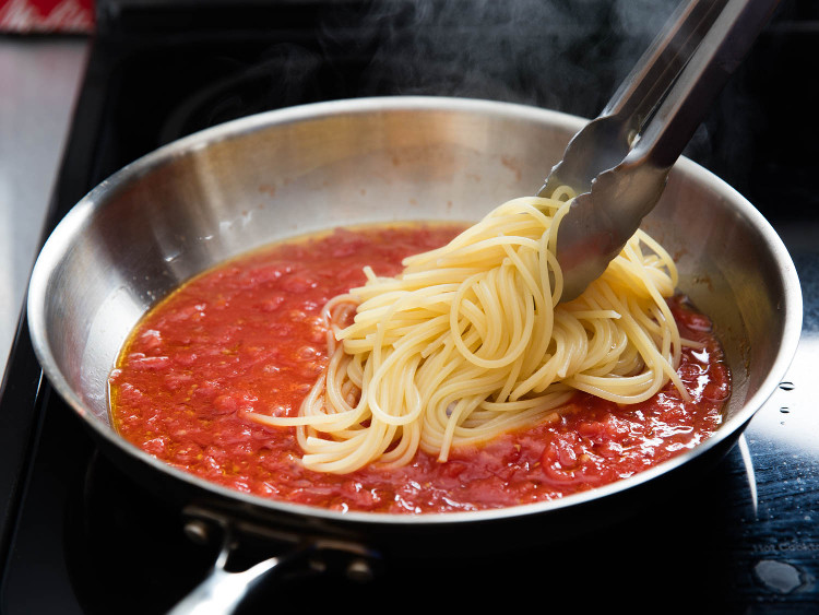 Picture 3 of 6 things you may be doing wrong every day without even realizing it