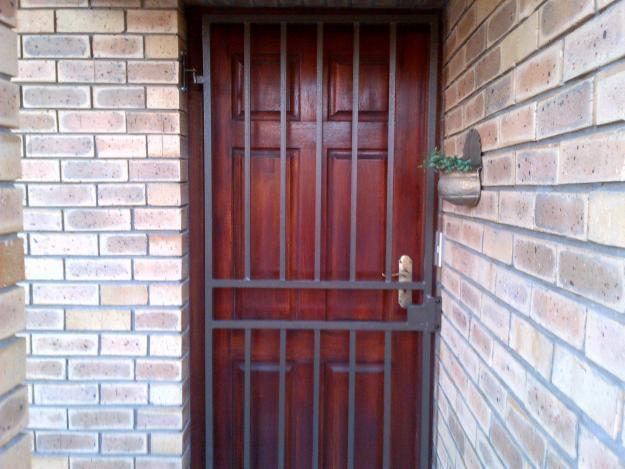 Picture 2 of 7 anti-theft tips 'visit' home