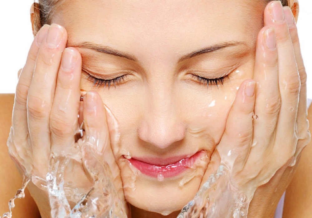 Picture 3 of 7 erroneous face wash habits make skin worse quickly