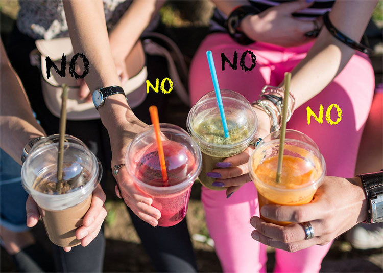 Picture 2 of 7 reasons why you want to stop using the straw immediately