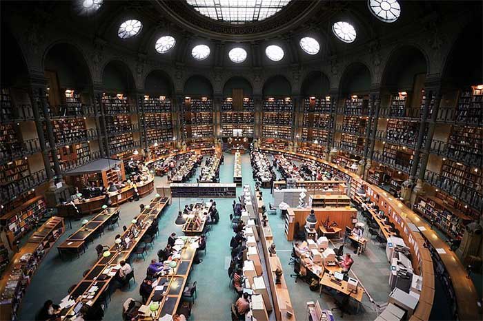 Picture 6 of 7 secret houses of secret societies in the world
