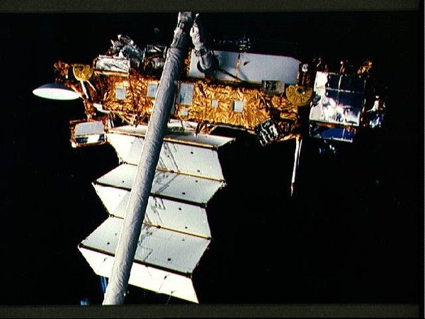 Picture 7 of 7 types of machines fell from the sky