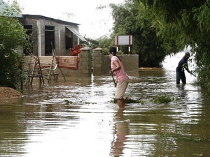 Picture 1 of 76 people died and went missing because of floods in Central Vietnam