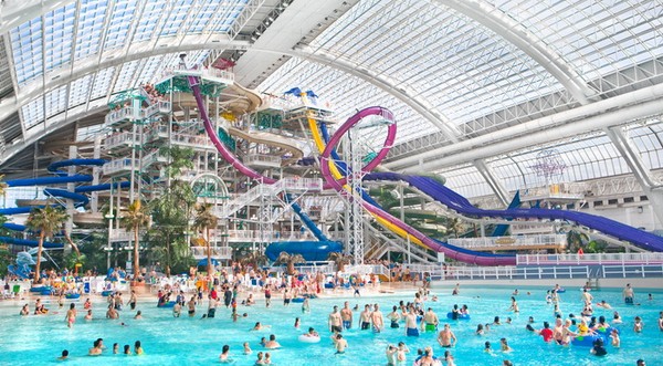 Picture 15 of 8 most spectacular water parks in the world