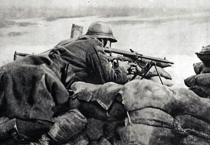 Picture 5 of 8 worst guns ever invented