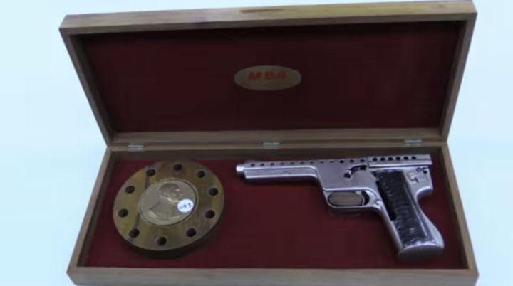 Picture 6 of 8 worst guns ever invented