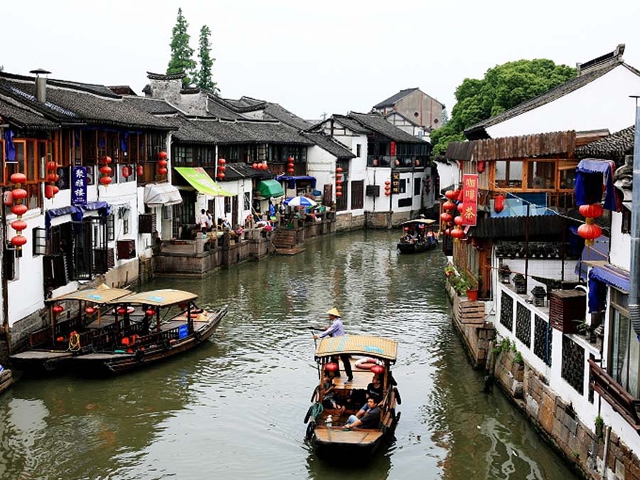 Picture 7 of 9 beautiful Chinese towns
