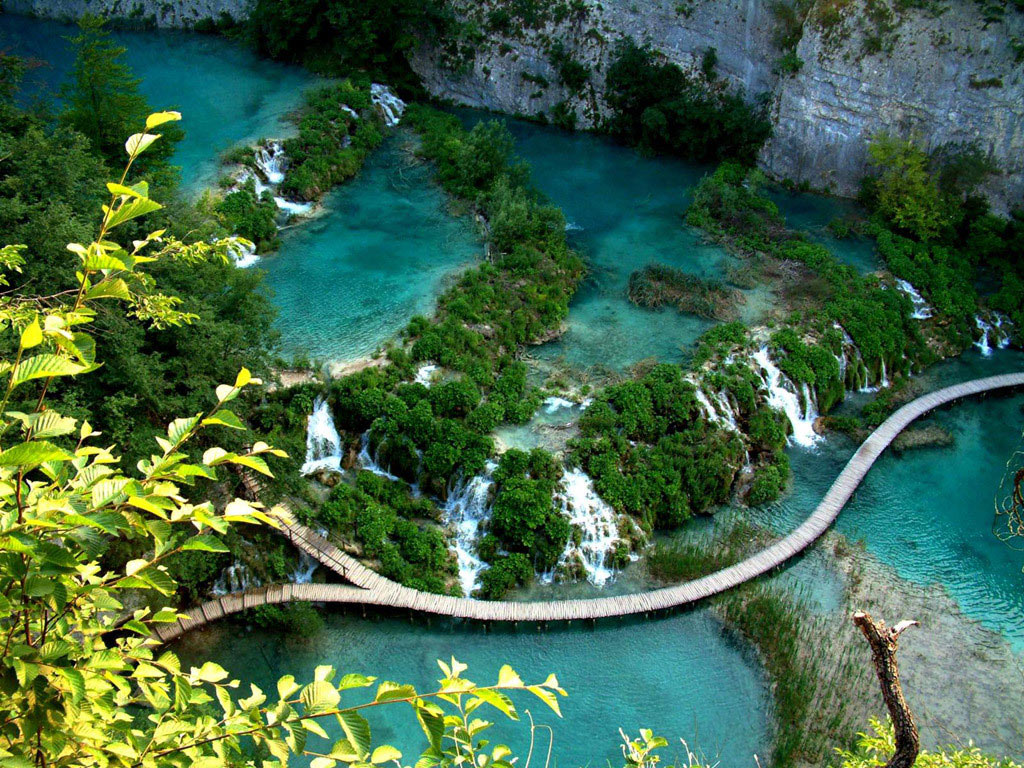 Picture 15 of 9 beautiful paths of love in the world