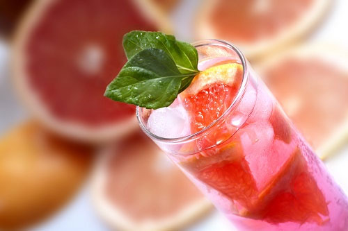 Picture 1 of 9 best fruits and vegetables to mix with water