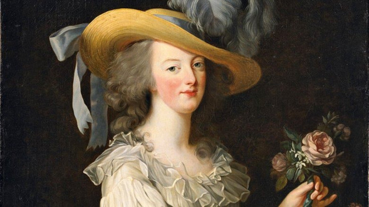 Picture 6 of 9 quirky queens in world history
