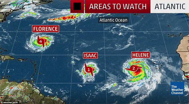 Picture 2 of 9 storms occur at the same time, experts warn of 'abnormal'