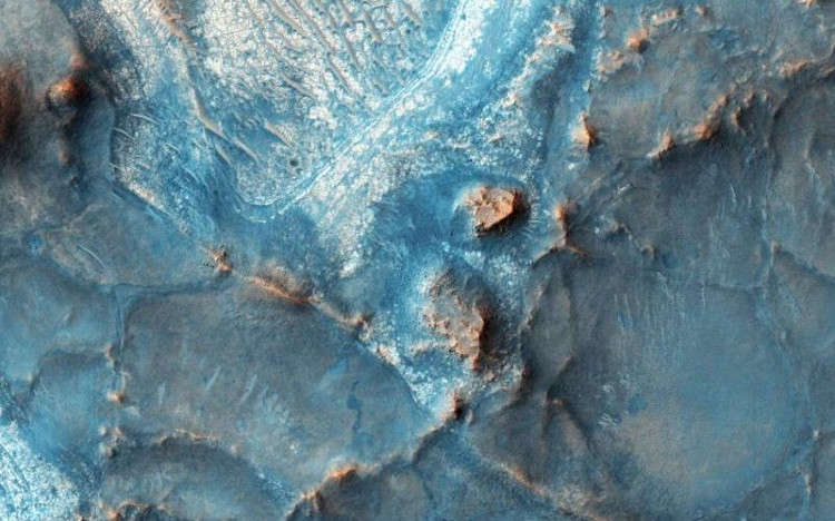 Picture 1 of 9 surprising facts about Red planet