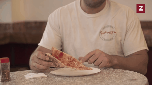 Picture 5 of 90% of us don't know how to eat pizza properly