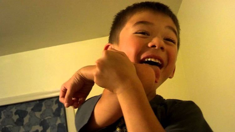 Picture 5 of 99% of us can't lick the elbow.  What is the reason, you know?